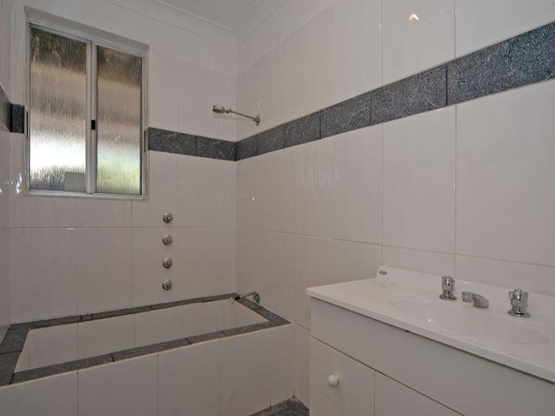 37 Maguire Avenue, Beechboro WA 6063