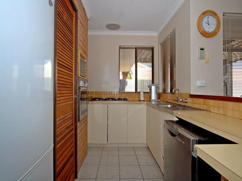 80 Freeland Way, Eden Hill WA 6054