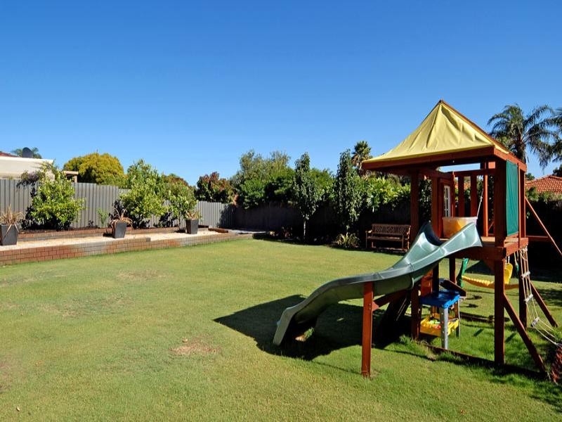 80 Freeland Way, Eden Hill WA 6054