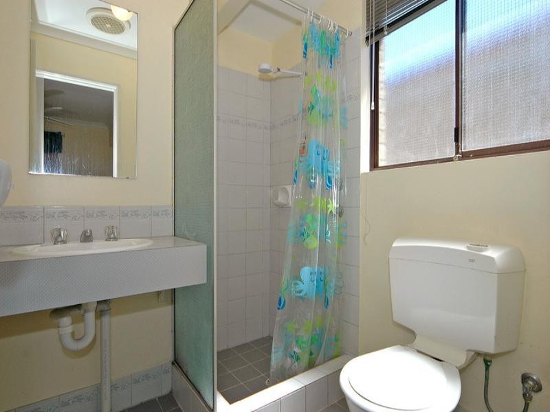 6 Hydrangea Place, Alexander Heights WA 6064