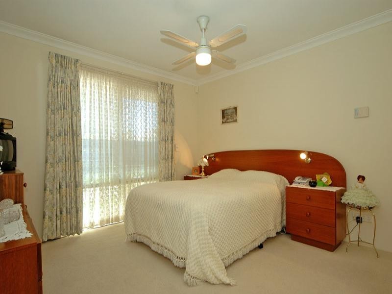 2/64 Ivanhoe Street, Bassendean WA 6054