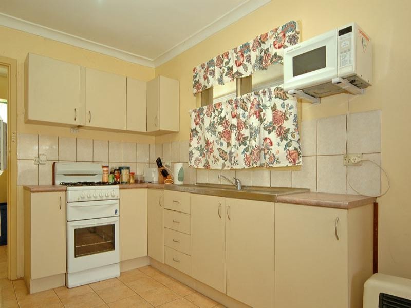 63 Sturtridge Road, Lockridge WA 6054