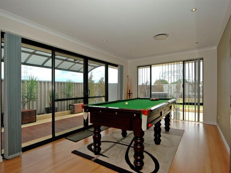 72 Wintergreene Drive, Beechboro WA 6063