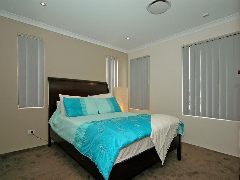 72 Wintergreene Drive, Beechboro WA 6063