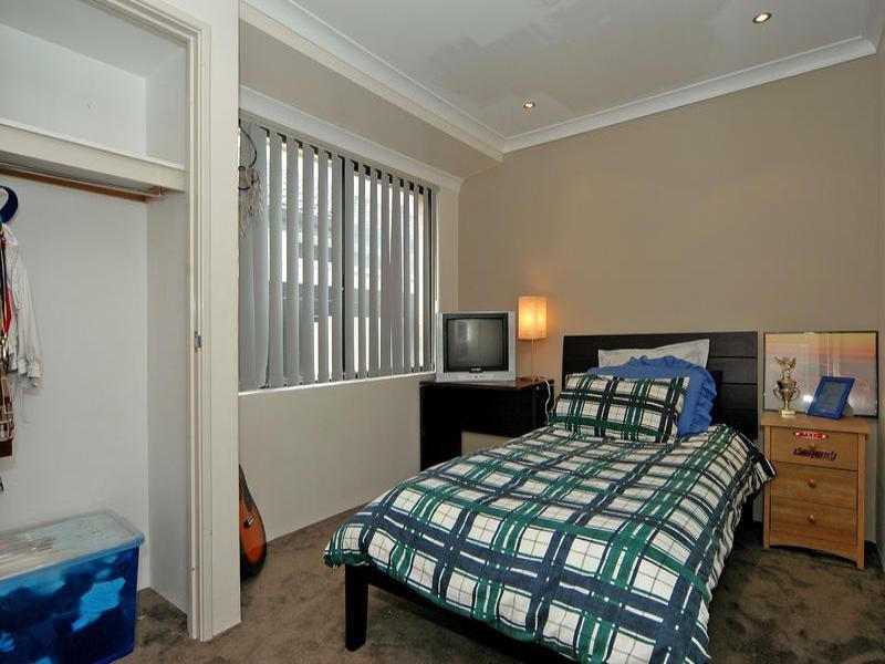 72 Wintergreene Drive, Beechboro WA 6063