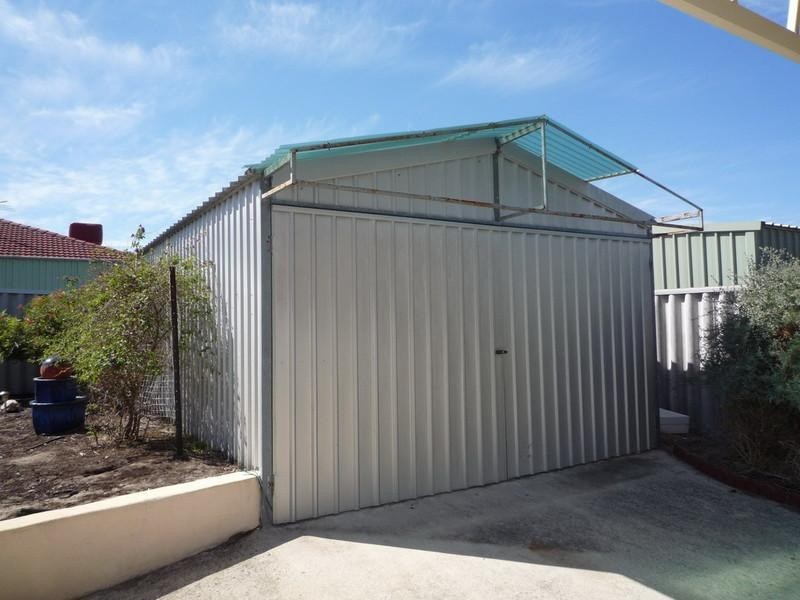 5 Elbrus Way, Caversham WA 6055