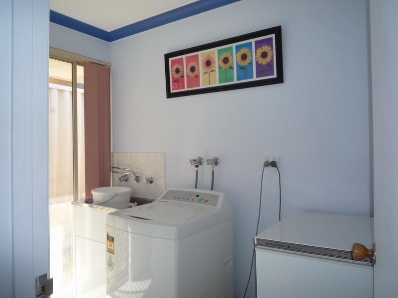 5 Elbrus Way, Caversham WA 6055