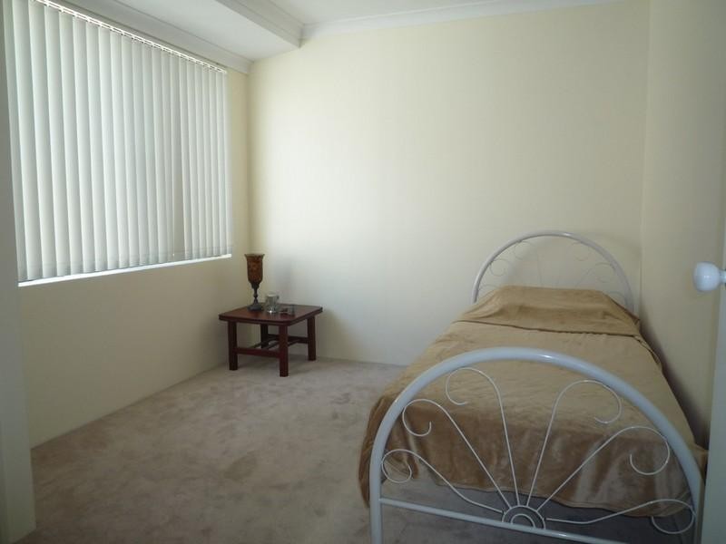 8 Stapella Lane, Beechboro WA 6063