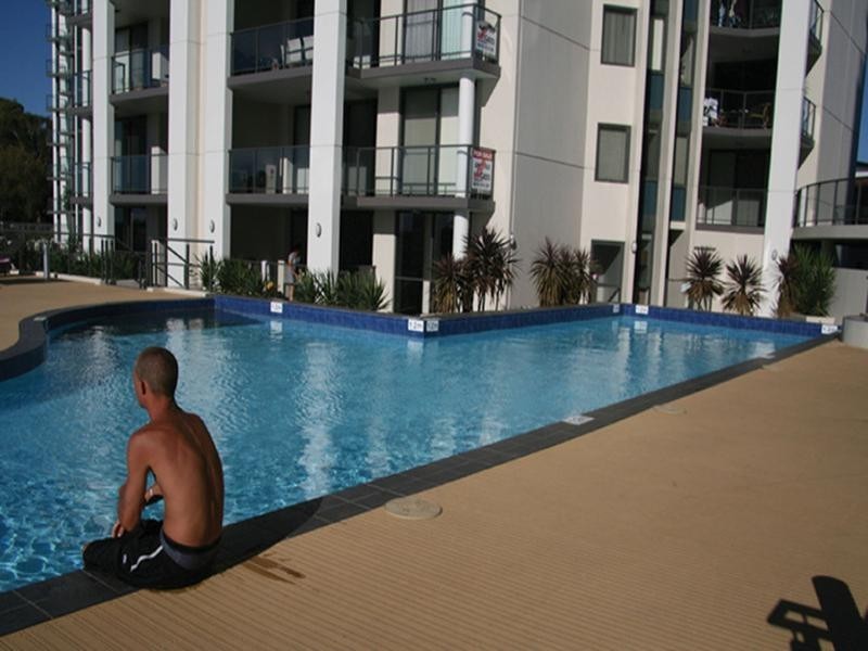 103/12 Tanunda Drive, Rivervale WA 6103