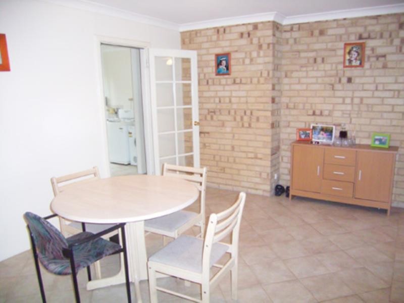 4 Pinedale Gardens, Ballajura WA 6066