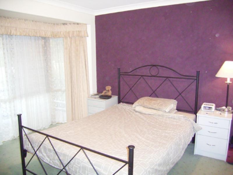 4 Pinedale Gardens, Ballajura WA 6066