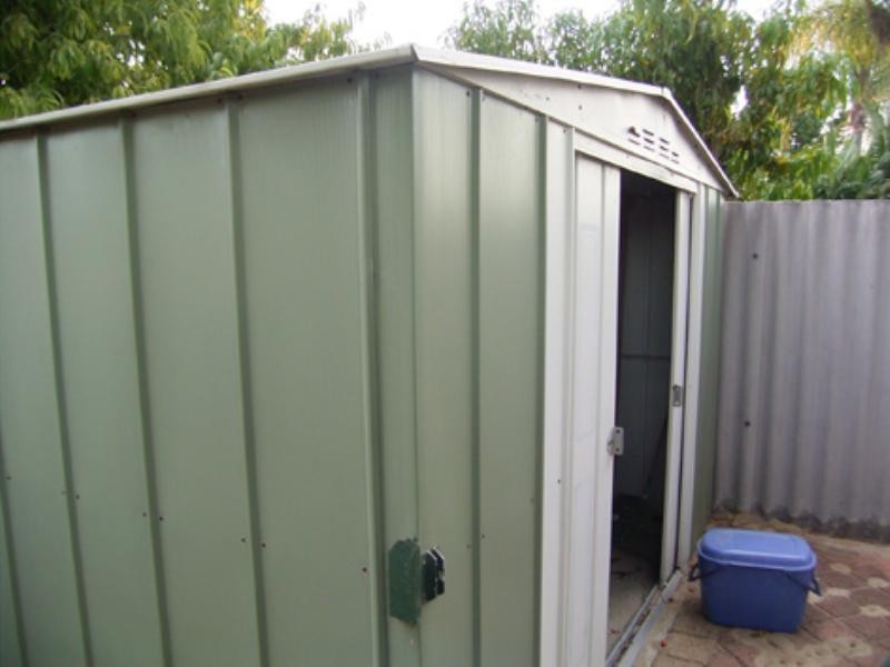 4 Pinedale Gardens, Ballajura WA 6066