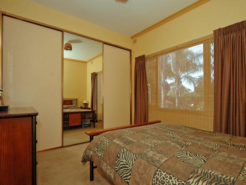 58 Bendix Way, Girrawheen WA 6064