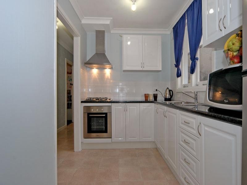 25 Arbon Way, Lockridge WA 6054