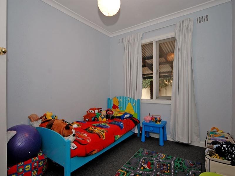 25 Arbon Way, Lockridge WA 6054