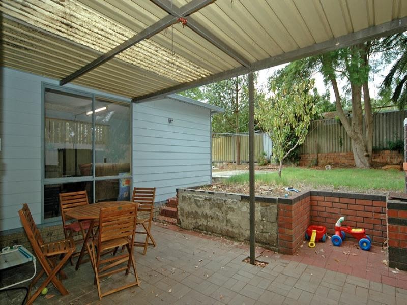 25 Arbon Way, Lockridge WA 6054