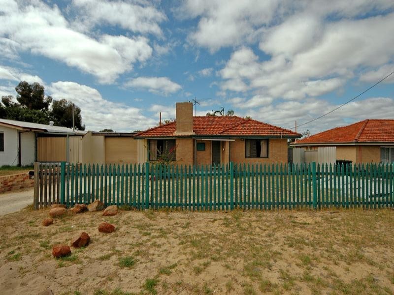 39 Altone Road, Lockridge WA 6054