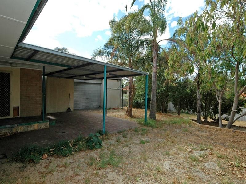 39 Altone Road, Lockridge WA 6054