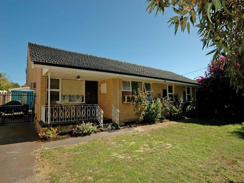 13 Devenish Road, Lockridge WA 6054