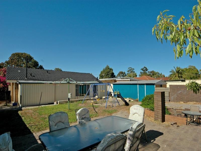 13 Devenish Road, Lockridge WA 6054