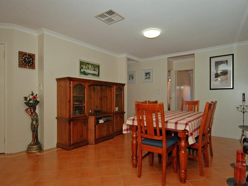 12 Ranthus Avenue, Beechboro WA 6063