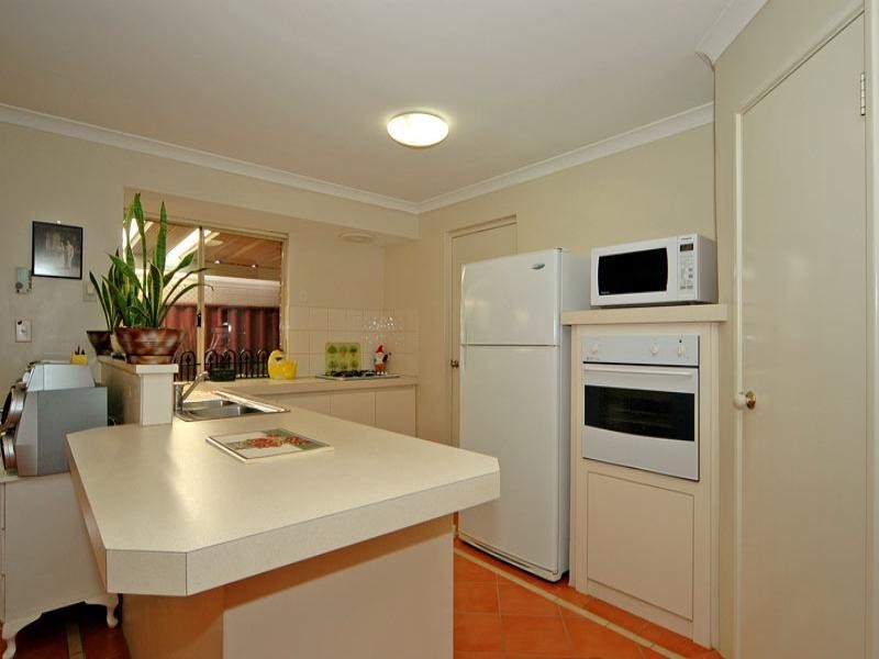 12 Ranthus Avenue, Beechboro WA 6063