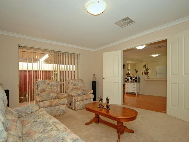 12 Ranthus Avenue, Beechboro WA 6063