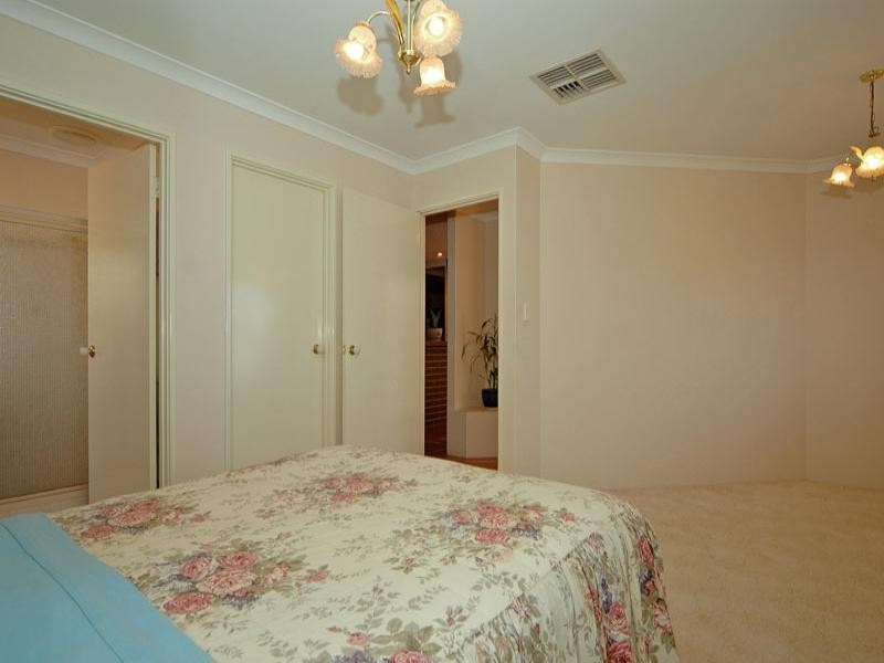 12 Ranthus Avenue, Beechboro WA 6063