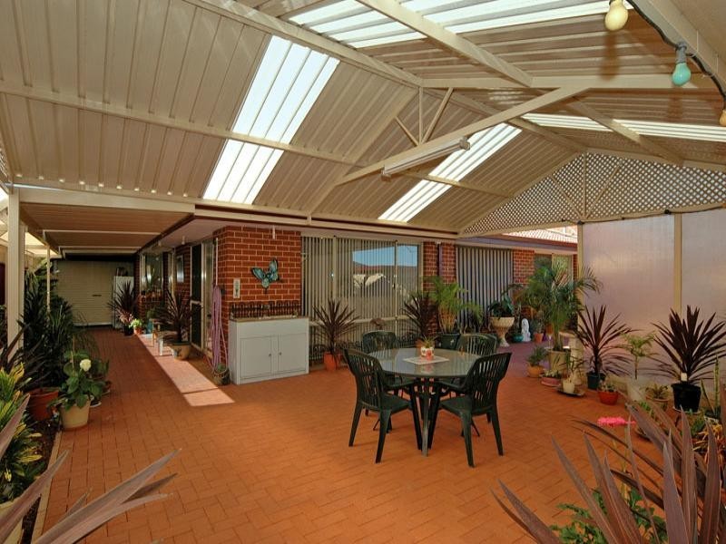 12 Ranthus Avenue, Beechboro WA 6063