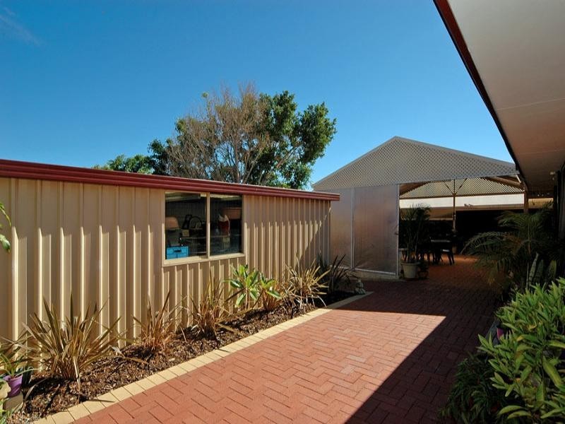 12 Ranthus Avenue, Beechboro WA 6063