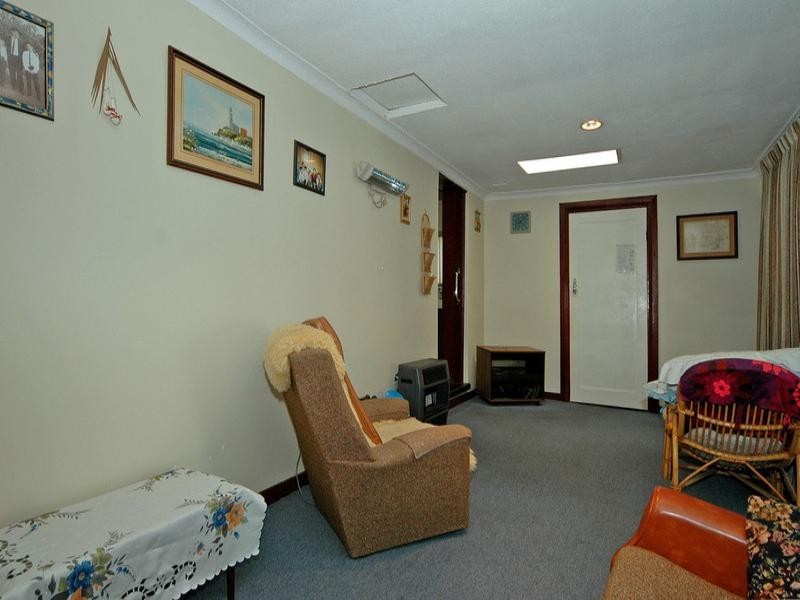 111 Anzac Terrace, Bassendean WA 6054