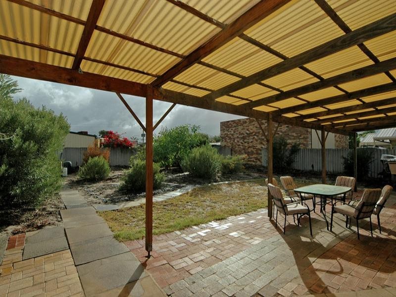 59 Woolgar Way, Lockridge WA 6054