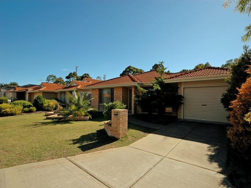 8 Romsey Grove, Kiara WA 6054