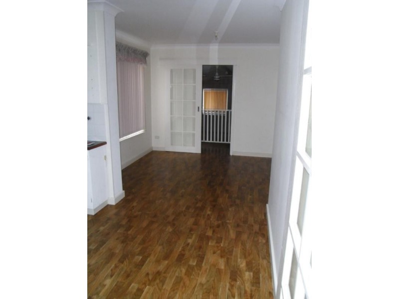 22 Devinish Road, Lockridge WA 6054