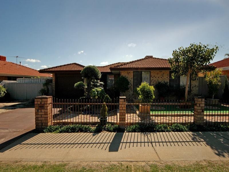 25 Timberlane Cresc, Beechboro WA 6063