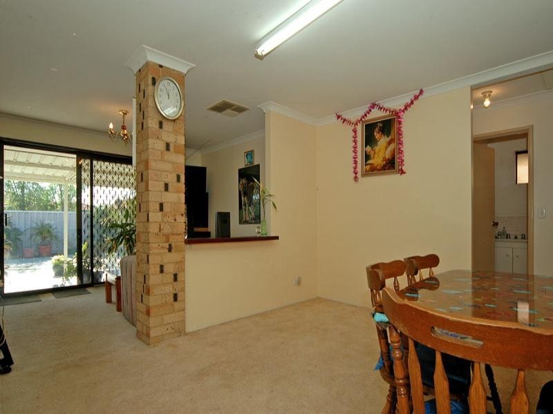 25 Timberlane Cresc, Beechboro WA 6063