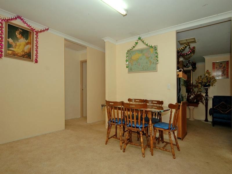 25 Timberlane Cresc, Beechboro WA 6063