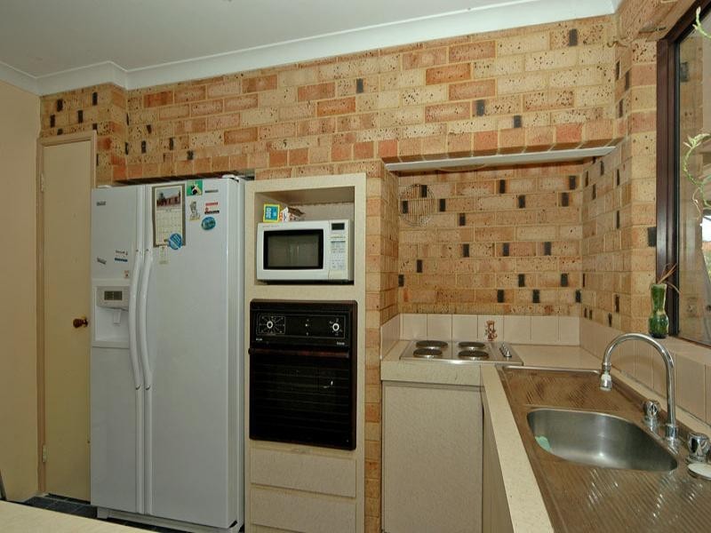 25 Timberlane Cresc, Beechboro WA 6063