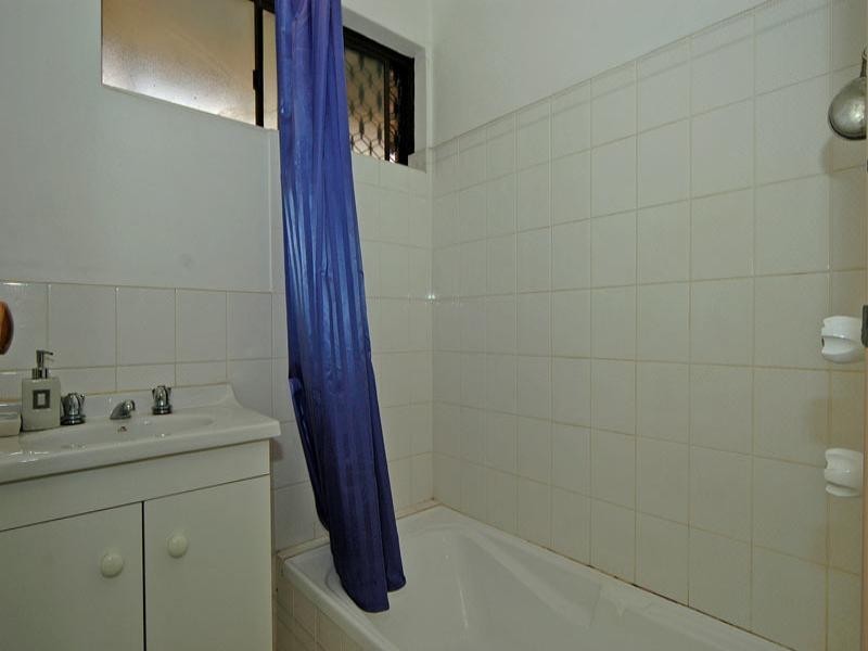 25 Timberlane Cresc, Beechboro WA 6063