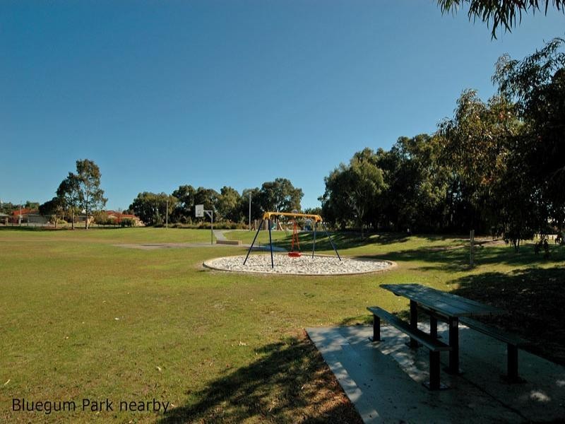 25 Timberlane Cresc, Beechboro WA 6063