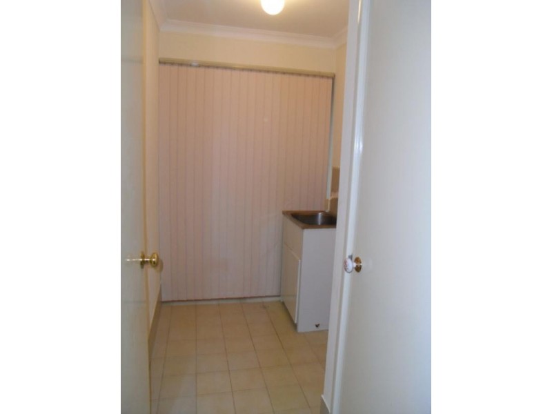 2/355 Light Street, Dianella WA 6059