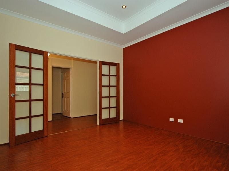 114 Bridgeman Drive, Beechboro WA 6063