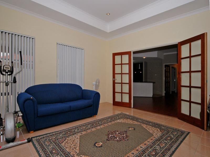 114 Bridgeman Drive, Beechboro WA 6063