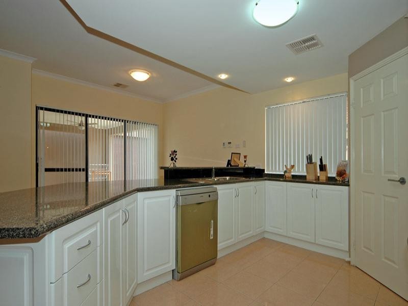 114 Bridgeman Drive, Beechboro WA 6063