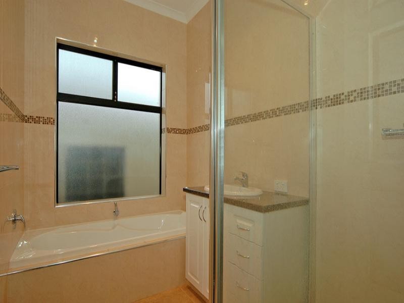 114 Bridgeman Drive, Beechboro WA 6063