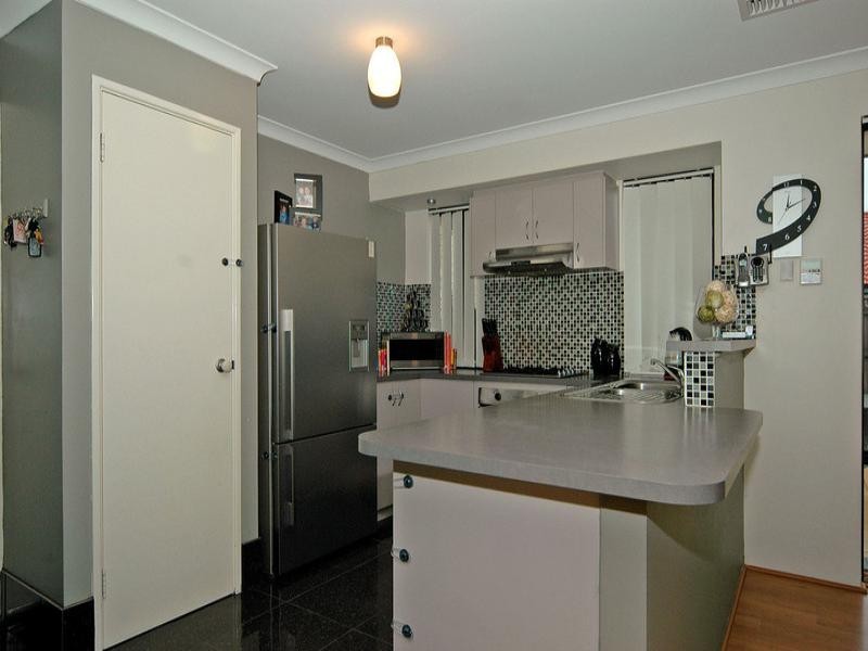 8 Delmage Circle, Ellenbrook WA 6069