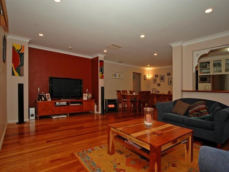 80 Chesterton Road, Bassendean WA 6054