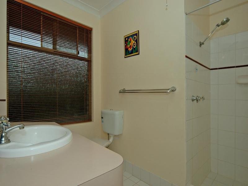 80 Chesterton Road, Bassendean WA 6054