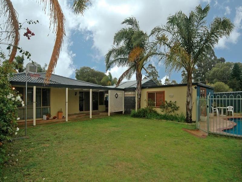 80 Chesterton Road, Bassendean WA 6054