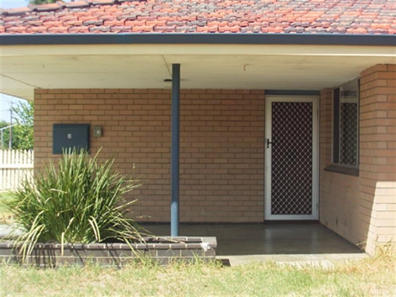 2/1829 West Swan Road, Caversham WA 6055